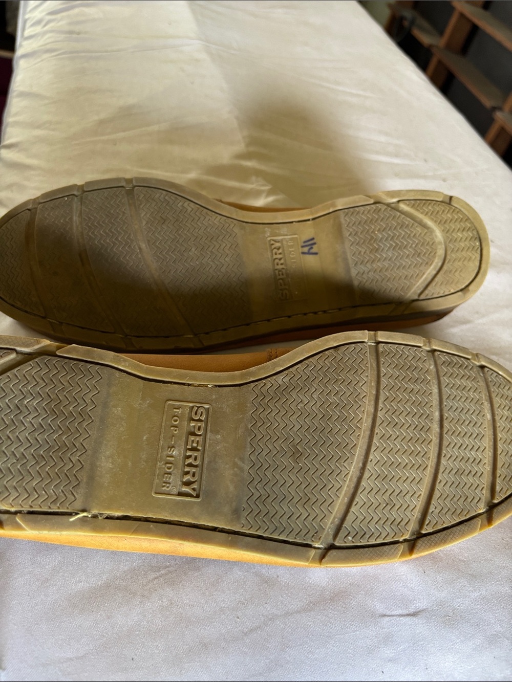 Sperry Men’s Cognac Leather Boat Shoes - Picture 10 of 13
